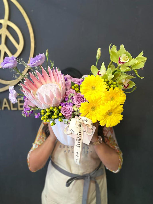 PREMIUM signature floral arrangement