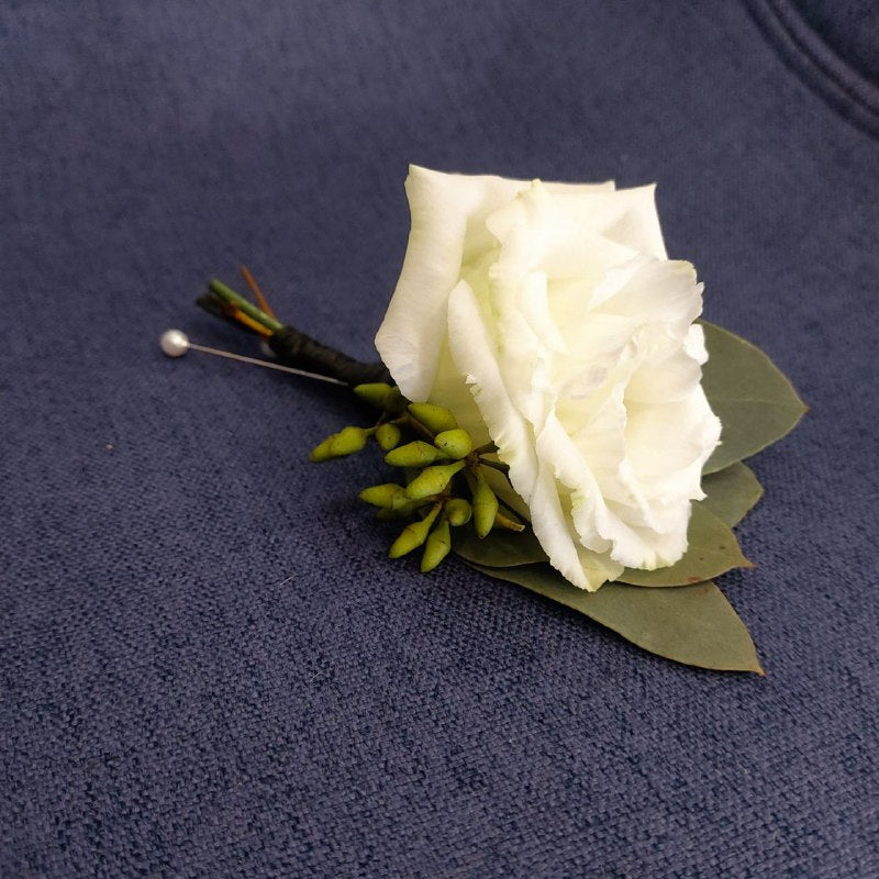 Boutonniere lisianthus